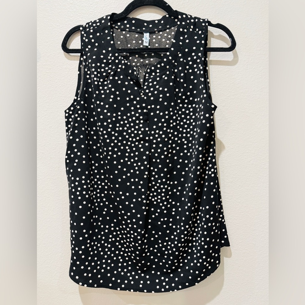 Black White Polka Dot Sleeveless Blouse Size Medium